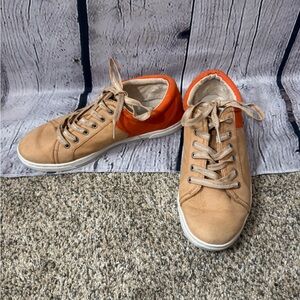 Women’s UGG Tommy Prix sneakers in tawny and Orange size 8.5